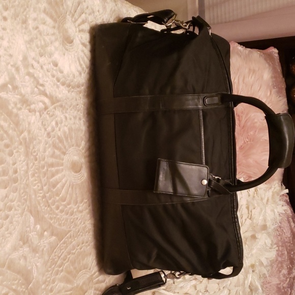 Coach - Picture 1 of 7